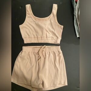 2 piece cream set